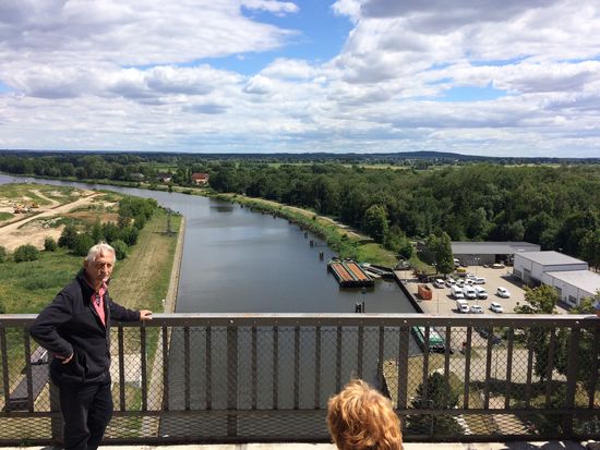 Blick vom Ende des Trogs ins Tal