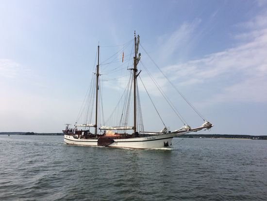 Das alte holländische Segelboot ohne Segel...