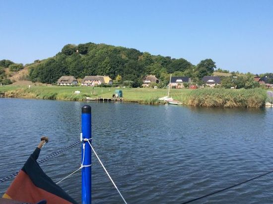 Blick auf die Moritzburg vom Liegeplatz aus