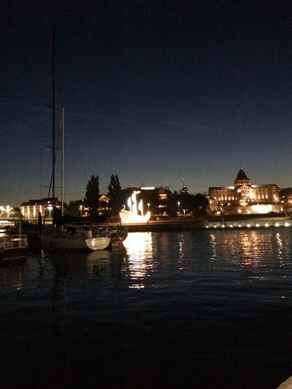 Unser Blick auf die Hakenterasse in der Nacht