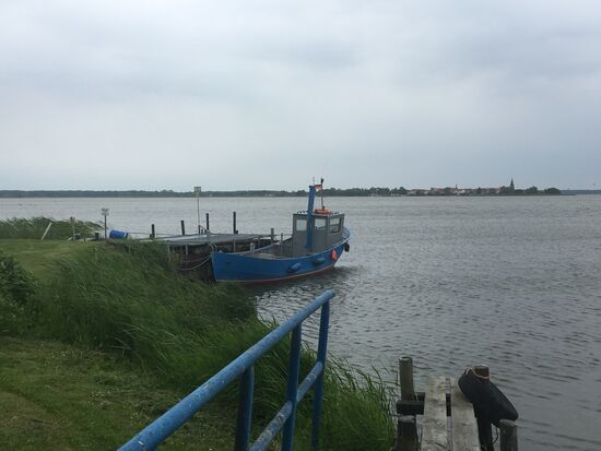 Kleiner Sporthafen neben dem grösseren Hafen in Altwarp