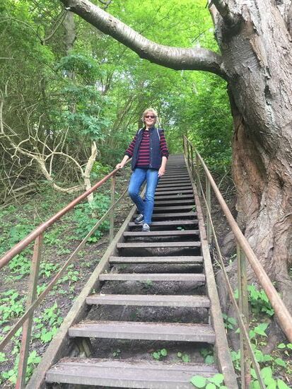 Viele Treppen zum Strand hinunter