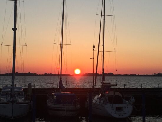 ....und gleichzeitig der Sonnenuntergang