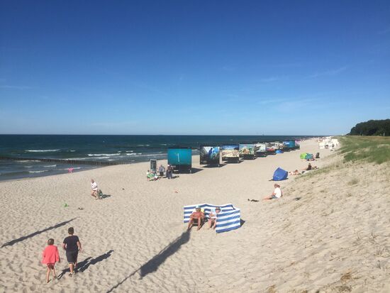 Die Bilder der Umweltausstellung am Strand