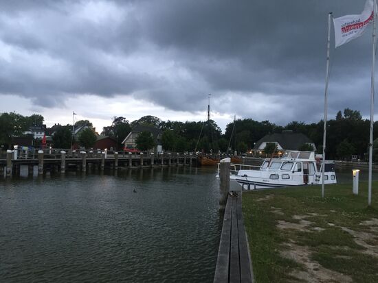 Stürmisch und regnerisch am Abend