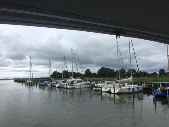 Blick zurück auf Hafen in Zingst