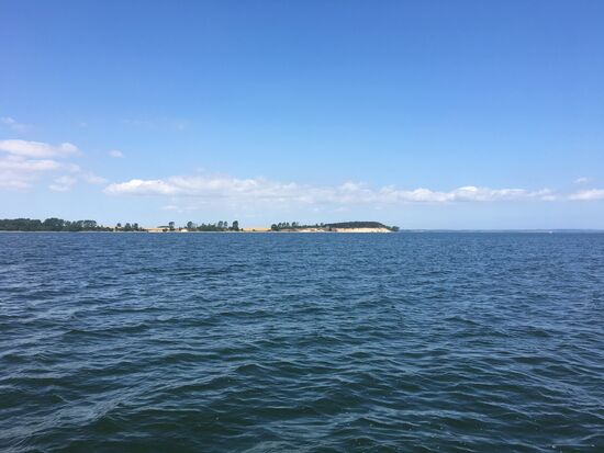 Steilküste in Sicht