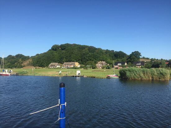 Moritzburg gegenüber