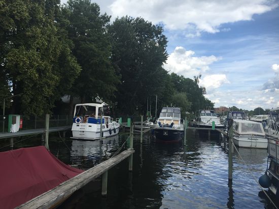 Liegeplatz im Yachthafen von Potsdam