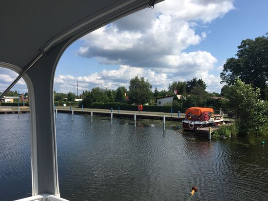 Blick zurück auf den Stadthafen Liebenwalde