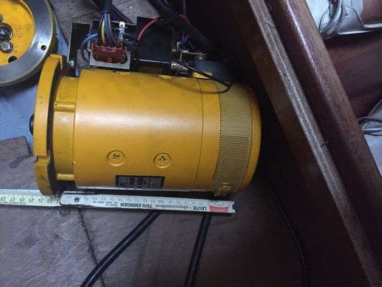 Das Problemkind: der Elektromotr des Bugstrahlruders