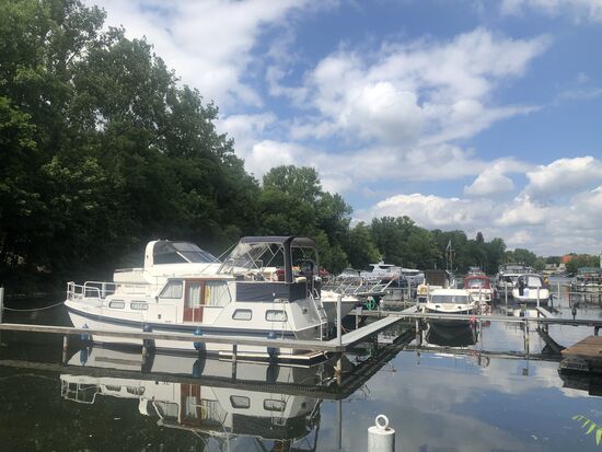 Sauberes Schiff in der Sonne, immer wieder ein schöner Anblick