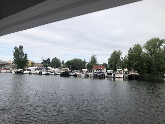 Abschied von Potsdam und der Marina am Tiefensee (20€/Nacht)