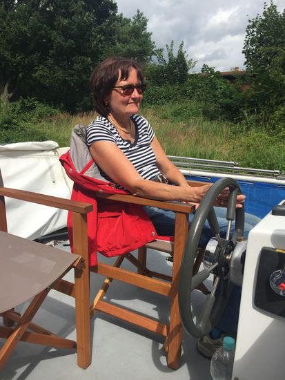 Ulrike, die fleissige Steuerfrau in der Sonne (!!!!!!)