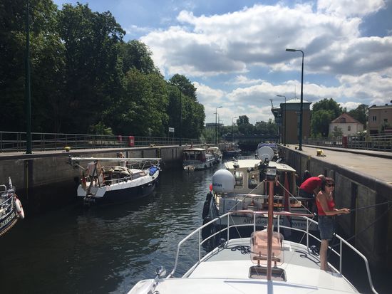 Spandauer Schleuse als 10ter reingefahren...