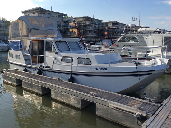 Unser Liegeplatz in Speyer im neuen Yachthafen
