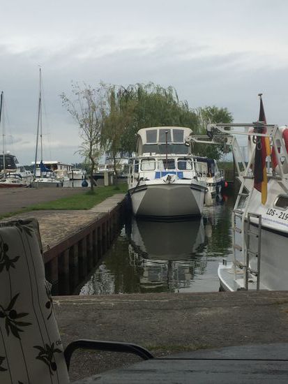 Unser Boot vom Esstisch aus