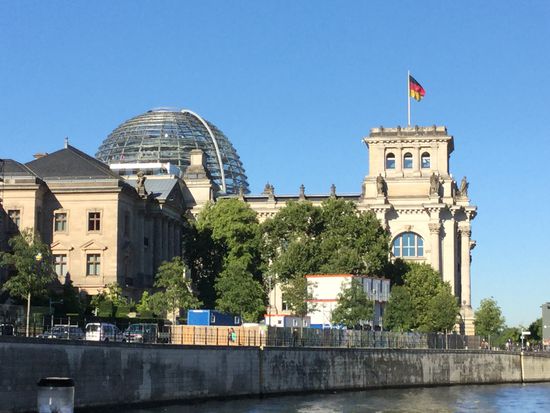 Reichstag von hinten