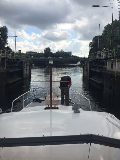 In der Schleuse