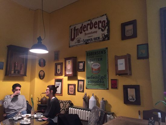 Beim Kaffeeröster