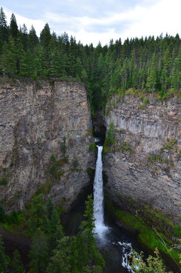 61m tief in die Schlucht
