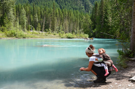 der irgendwann vom reissenden Strom zum leicht plätschernden Eisbonbon blauen Fluss wird...
