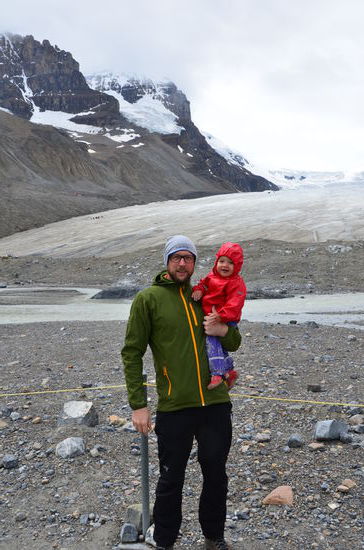 Elisa zum ersten Mal auf dem Gletscher