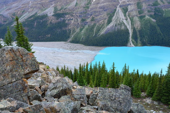 Im Juni &amp; Juli lässt Gletschermehl diese unglaubliche Farbe entstehen
