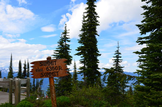 Elisas erste Gipfelbesteigung