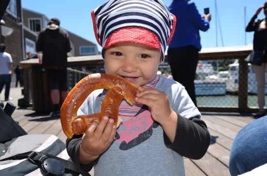 Mmmmh Sea Salt Pretzel...die erste Brezn seit langer langer Zeit. Entsprechend glücklich war sie