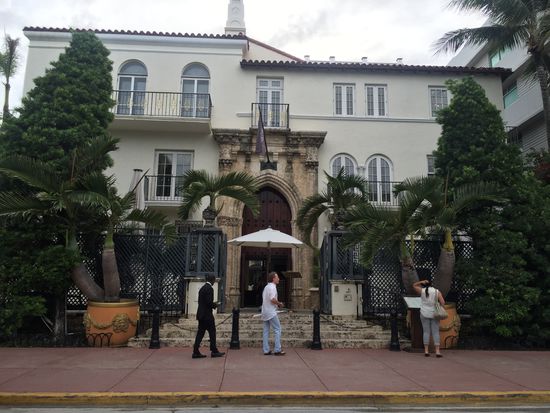 Der Eingang zur Versace-Villa, wo Gianni Versace leider auch erschossen wurde..