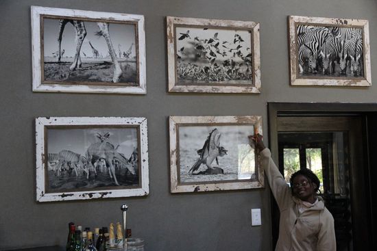 ...ups...fast wäre das Bild von der Wand gefallen...