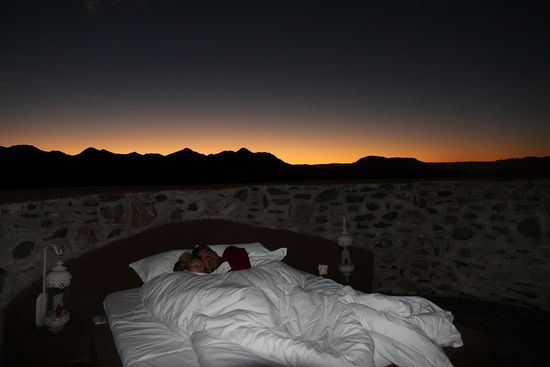 "The sky is the limit" - ein Bett unterm Sternenhimmel.