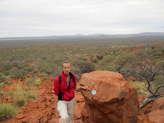 Zu Beginn des Aufstiegs - die Weite der Umgebung ist schon erkennbar...