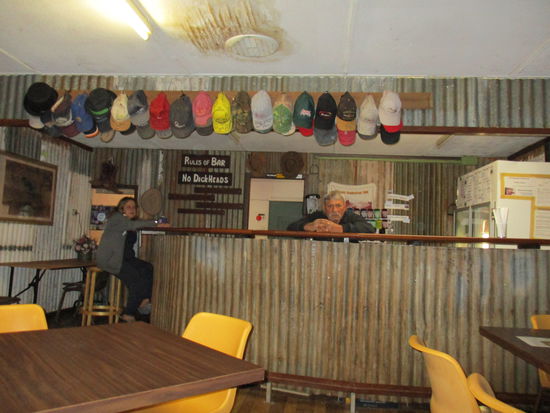 Rustikales Ambiente in der Outbackbar...