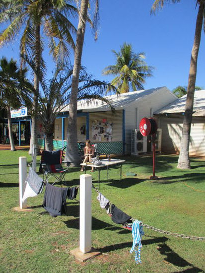 ... und genießen unseren ersten Ruhetag am Campingplatz in Broome...