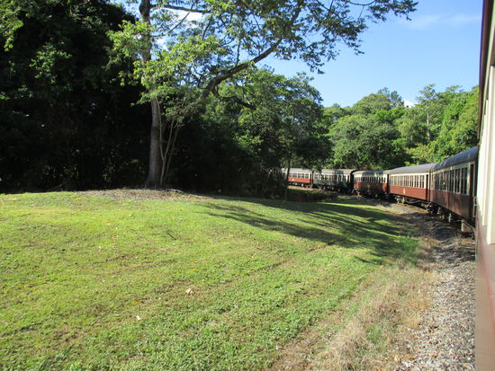 ... geht es langsam den Berg hinauf...