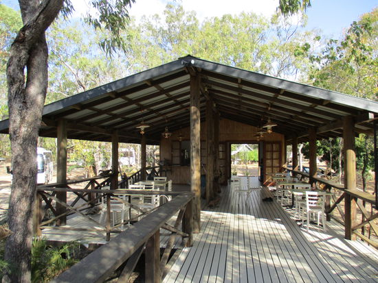 Das "Klubhaus" beim Granit Gorge mit Blick auf...