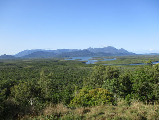 Blick auf Hinchinbrook Island