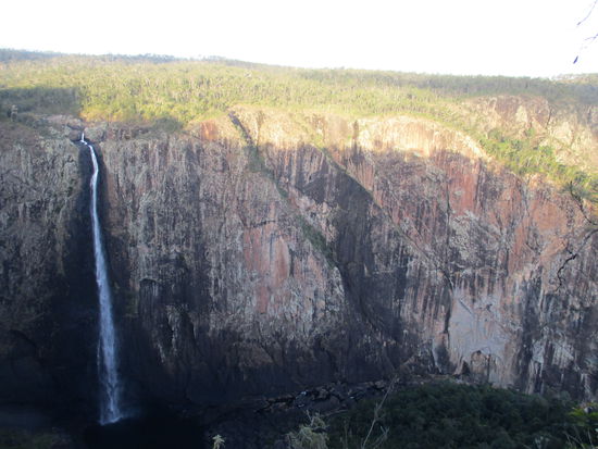 Wallaman Falls