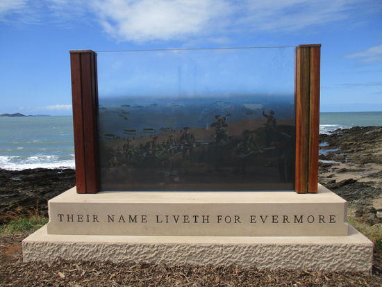 Künstlerisch hochwertiges Kriegsmahnmal @ Emu Park