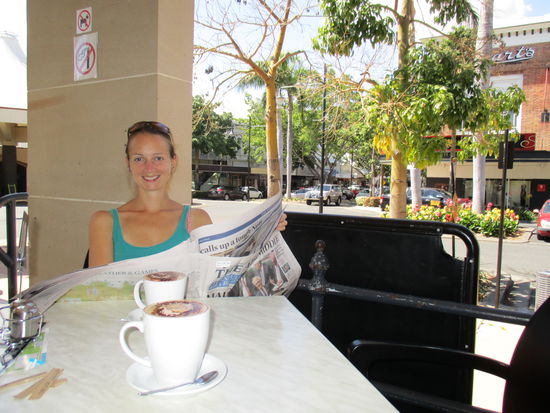 ... auf deren Terrasse wir Coffee &amp; News genießen 