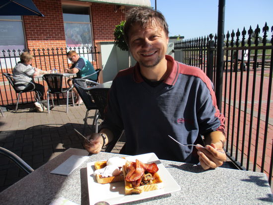 Eggs Benedict @ Maitland