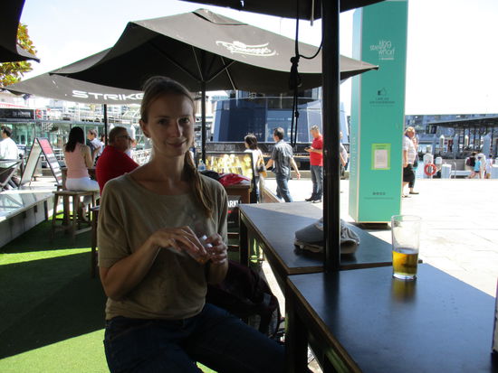 Warten auf die Pizza @ Darling Harbour 