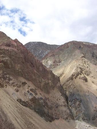 Die farbigen Felsen der Cordillera Negra