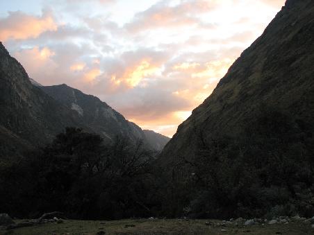 Sonnenuntergang am Camp
