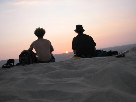 ...dann den Sonnenuntergang bewundern...