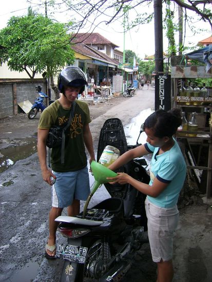 Max und die Tankstelle