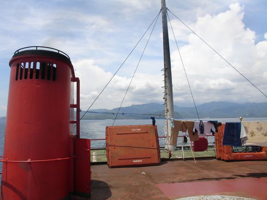 Auf der Faehre nach Lombok
