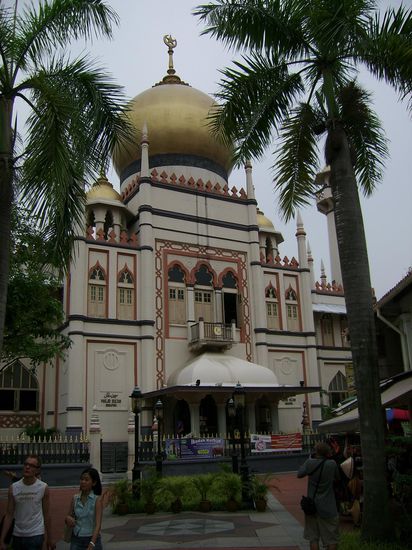...natuerlich mit Moschee
